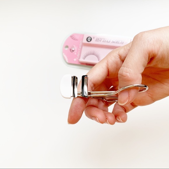 Shu Uemura S Eyelash Curler + False Eyelashes Pack - Picture 3 of 5